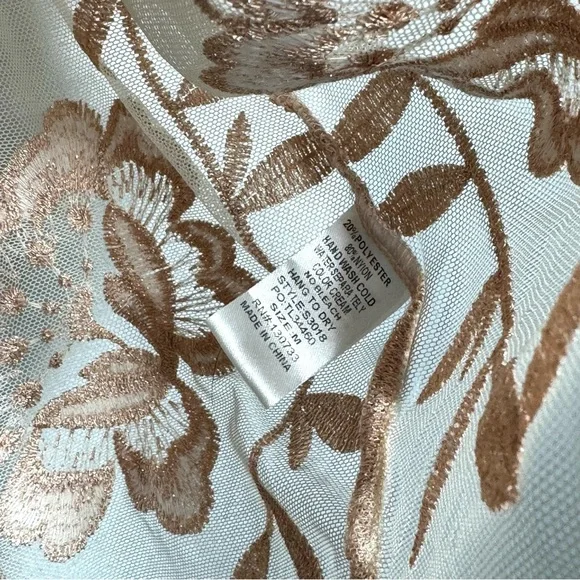 Altar’d State Embroidered Sheer Lace Blouse Cream Nude Ruffle Sleeve Size M - Picture 6 of 7